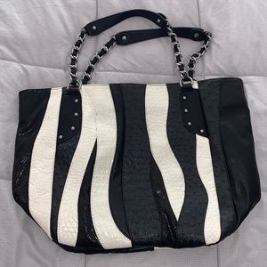 Carlos Reptile Chain Tote